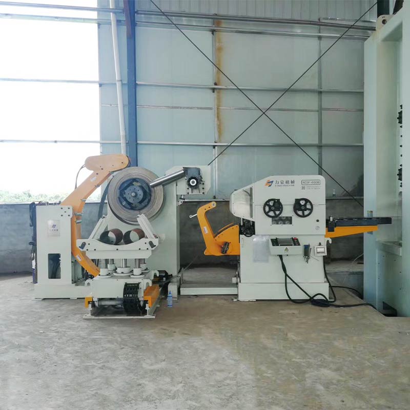 NCSF Type Straightener Feeder & Uncoiler 3 In 1 Feeder For Sheet Thickness: 1.0mm~6.0mm